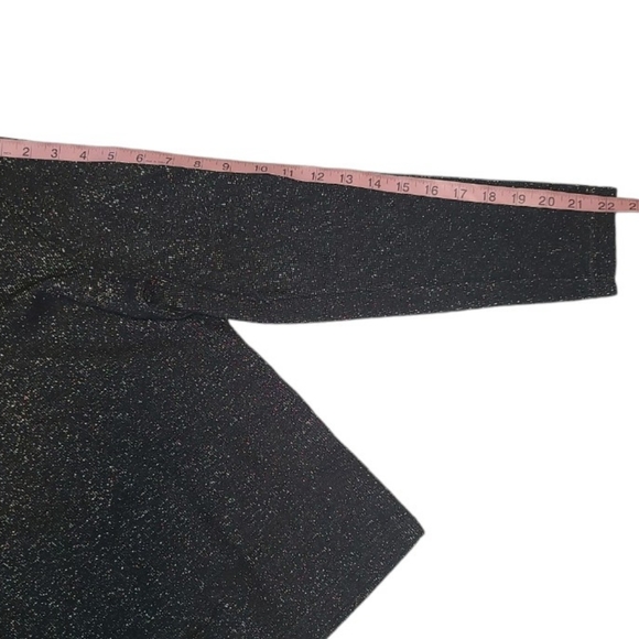 Basic Editions Black & Gold Metallic V-Neck Sweater Size L - Picture 6 of 6